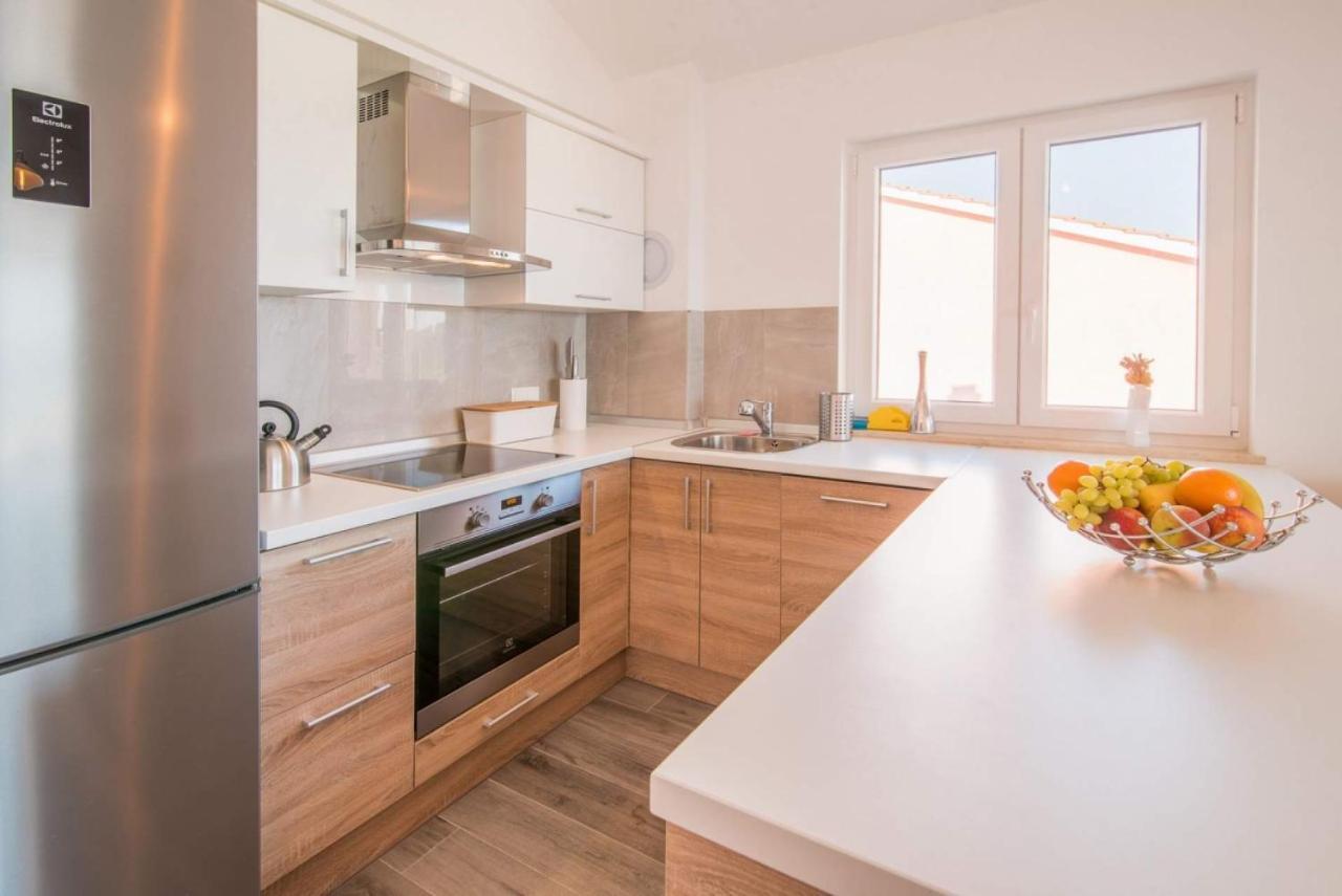 Apartman Zoe Врбник Экстерьер фото